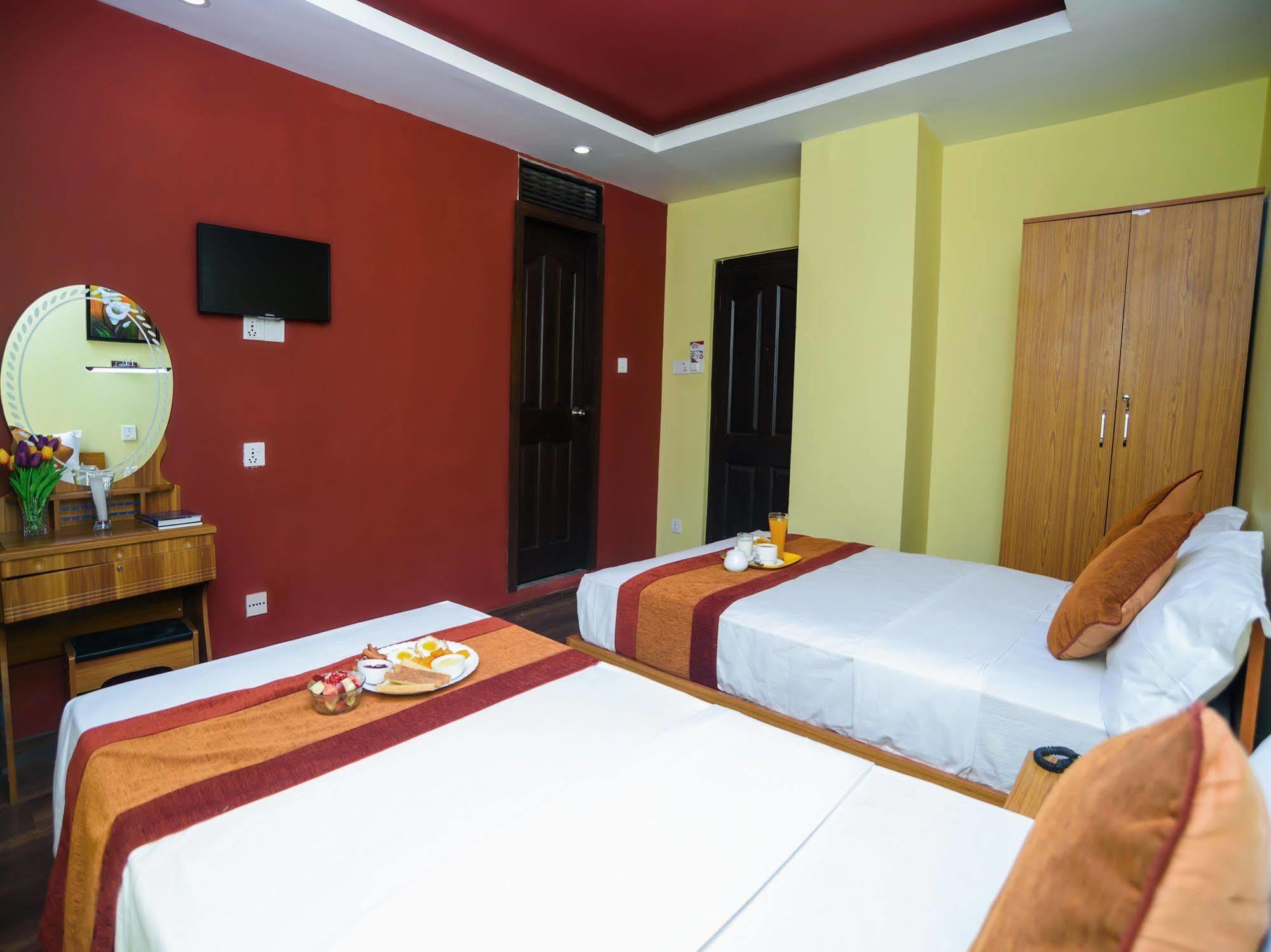 Oyo 105 Hotel Travel Inn Κατμαντού Εξωτερικό φωτογραφία
