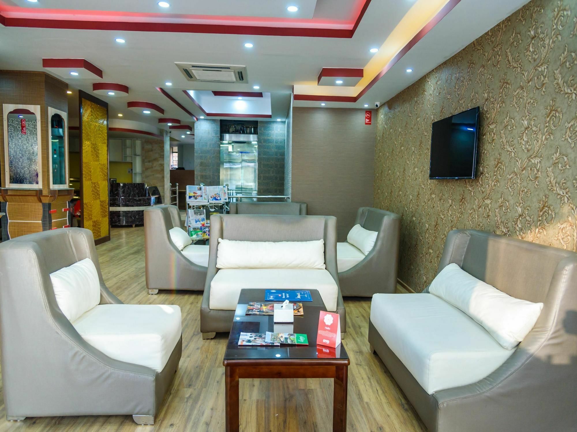 Oyo 105 Hotel Travel Inn Κατμαντού Εξωτερικό φωτογραφία