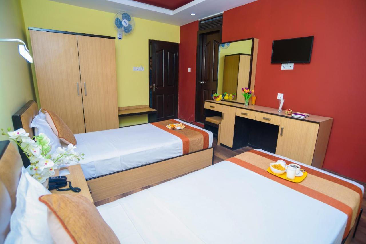 Oyo 105 Hotel Travel Inn Κατμαντού Εξωτερικό φωτογραφία